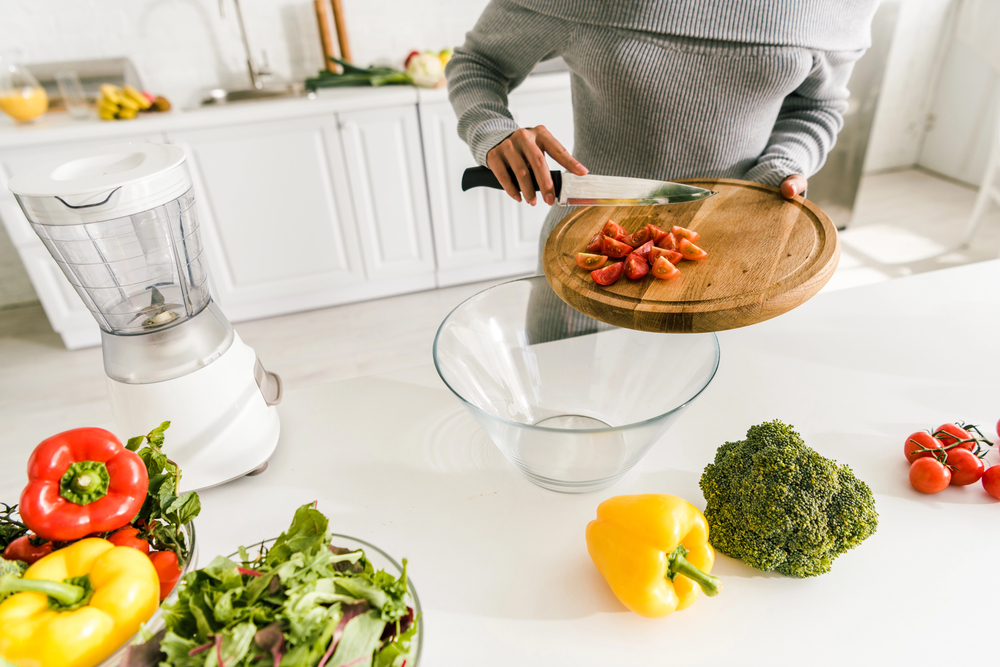 fruits-and-veggies-on-countertop